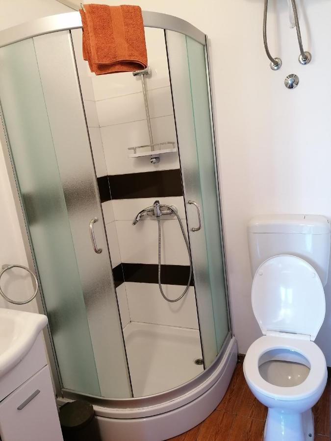 רוביני Nice Studio Near Centar+Free Parking מראה חיצוני תמונה