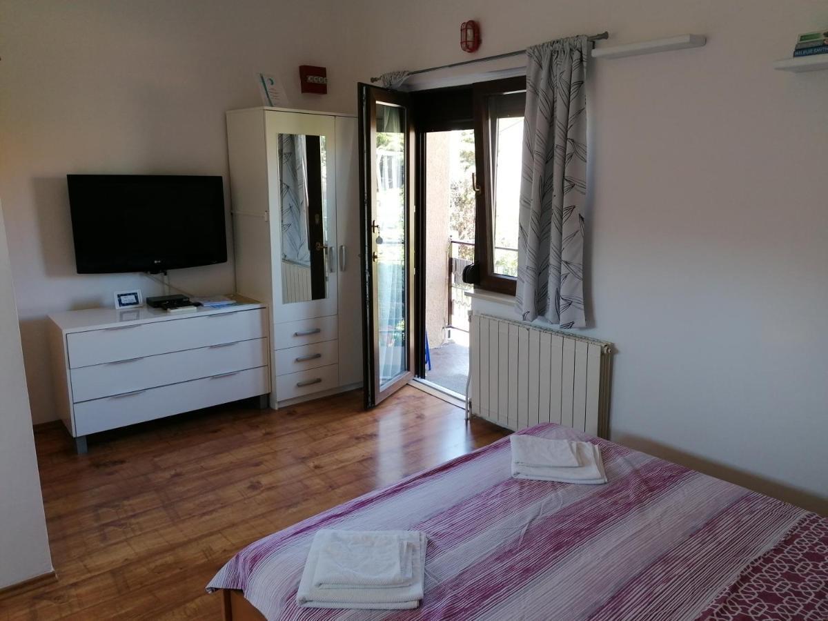 רוביני Nice Studio Near Centar+Free Parking מראה חיצוני תמונה